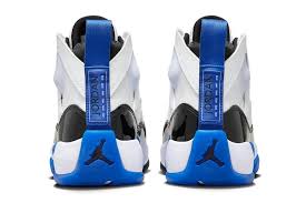 Jumpman Two Trey