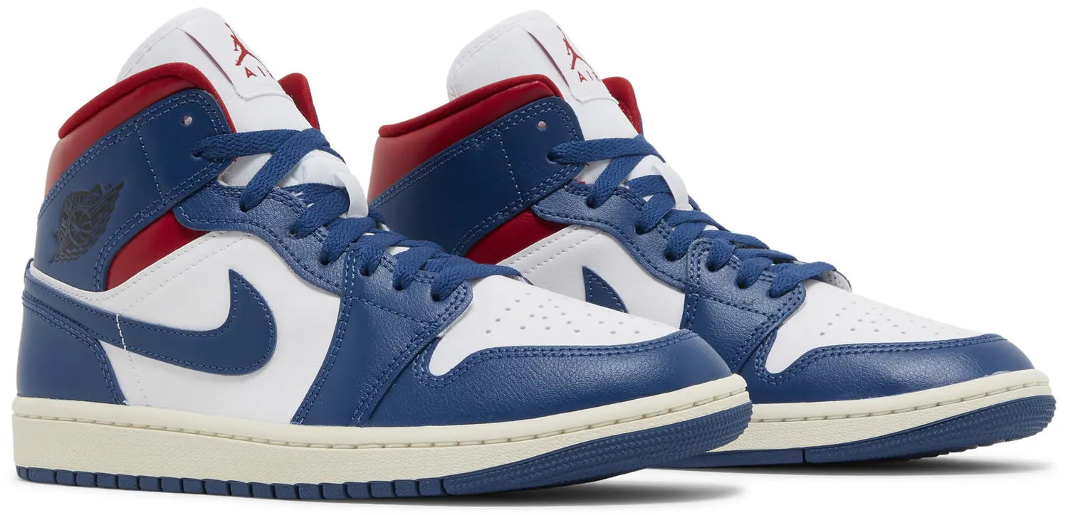 WMNS Air Jordan 1 Mid